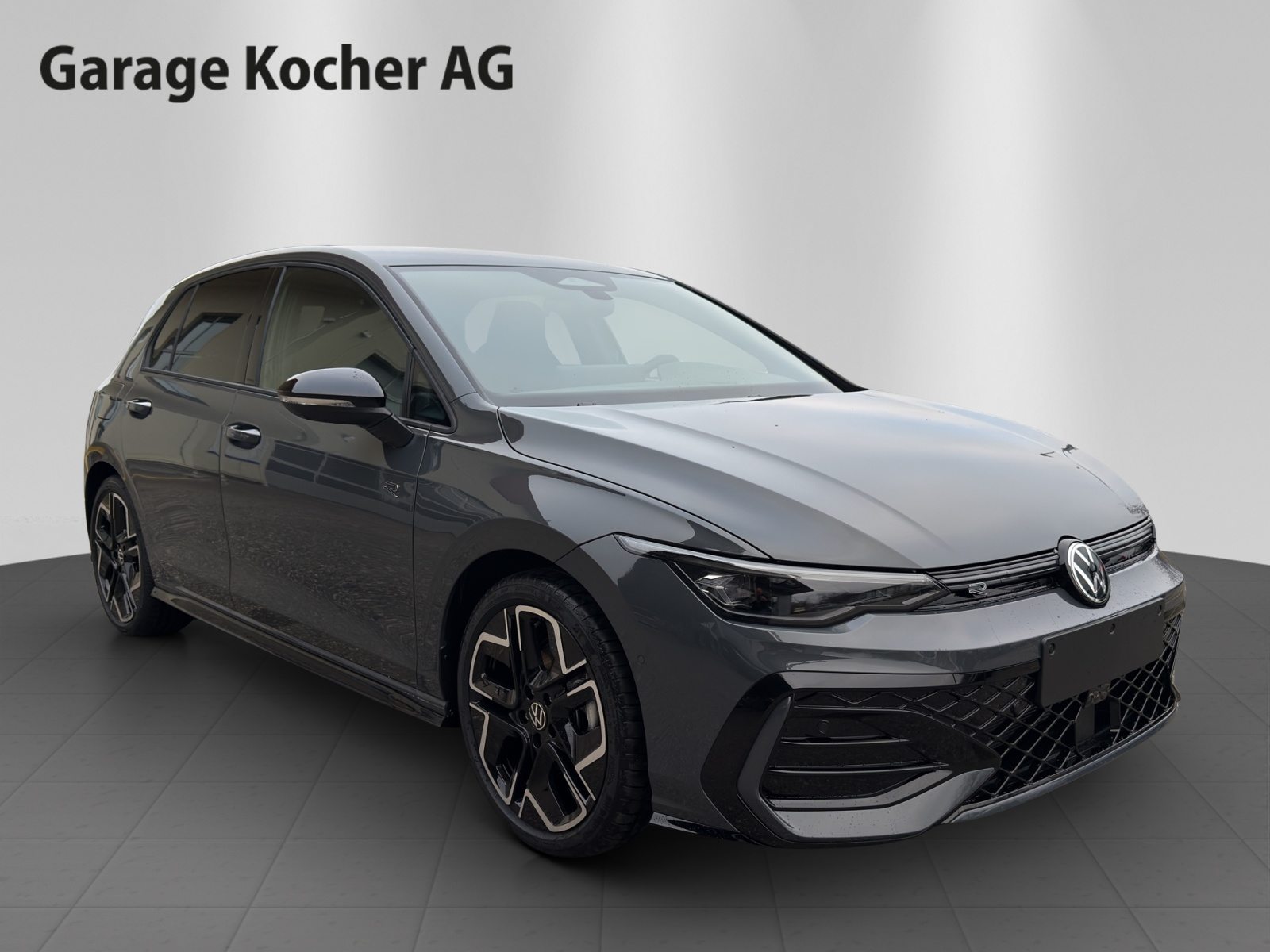 VW Golf R-Line, Petrol, Ex-demonstrator, Automatic - 7