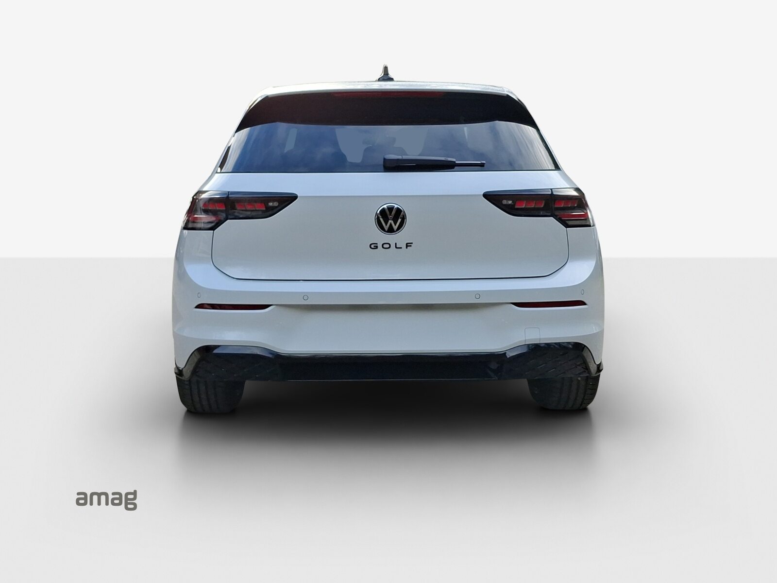 VW Golf  R-Line, Essence, Voiture de démonstration, Automatique - 4
