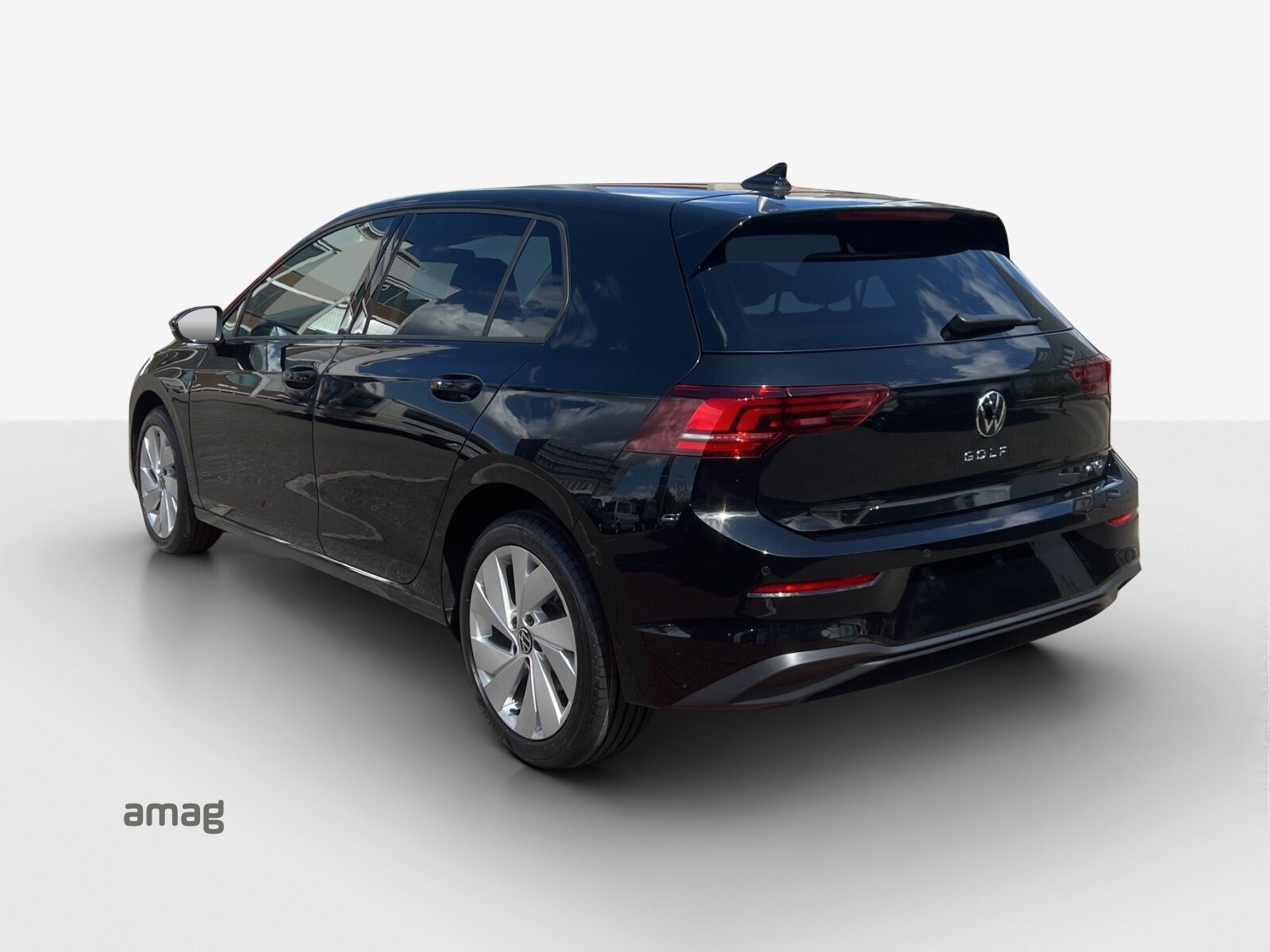 VW Golf UNITED, Petrol, Ex-demonstrator, Automatic - 3