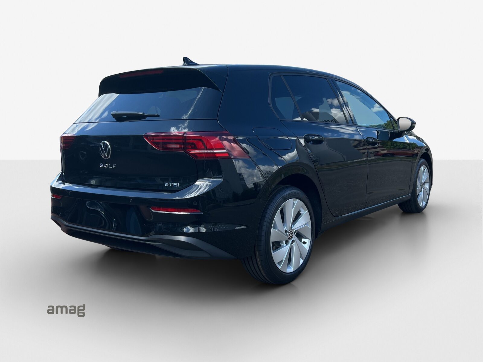VW Golf UNITED, Petrol, Ex-demonstrator, Automatic - 5