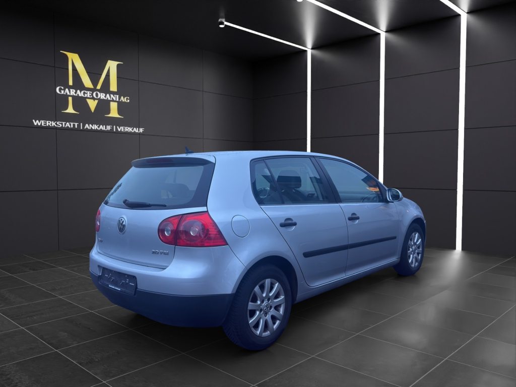 VW GOLF 2.0 FSI Comfortline, Benzin, Vorführwagen, Automatik - 5