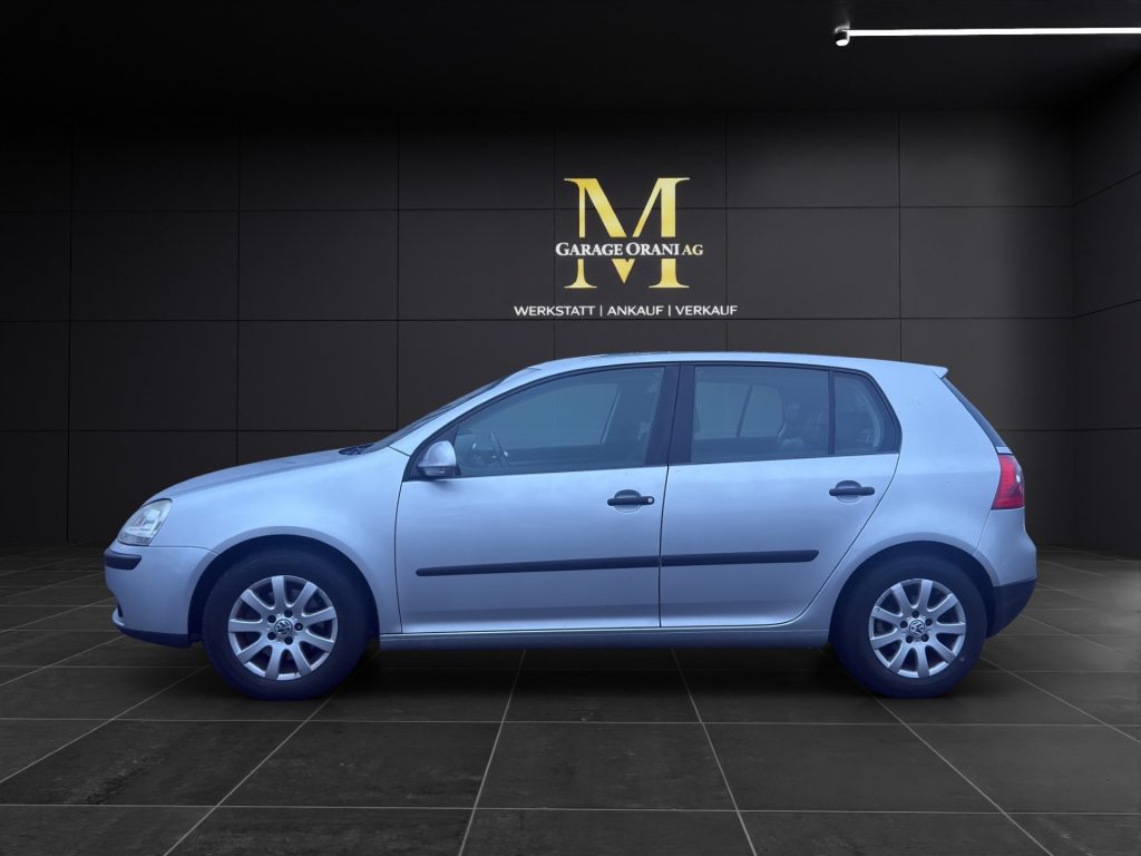 VW GOLF 2.0 FSI Comfortline, Benzin, Vorführwagen, Automatik - 2