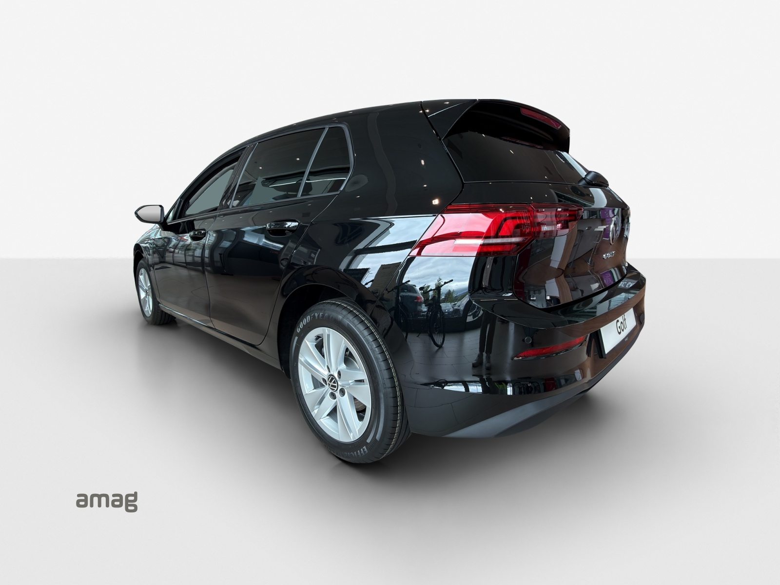 VW Golf Basis, Petrol, Automatic - 3