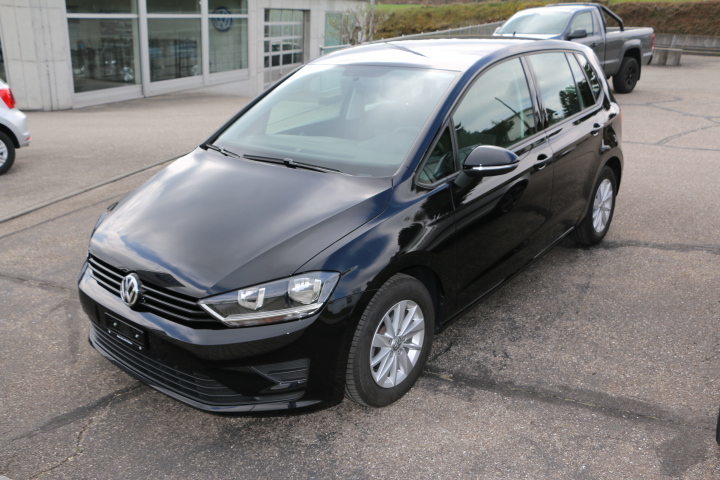 VW Golf VII Sportsvan 1.2 TSI 110 Trendline, Petrol, Second hand / Used, Manual - 2