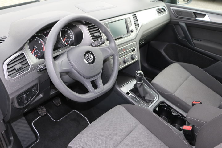 VW Golf VII Sportsvan 1.2 TSI 110 Trendline, Petrol, Second hand / Used, Manual - 6