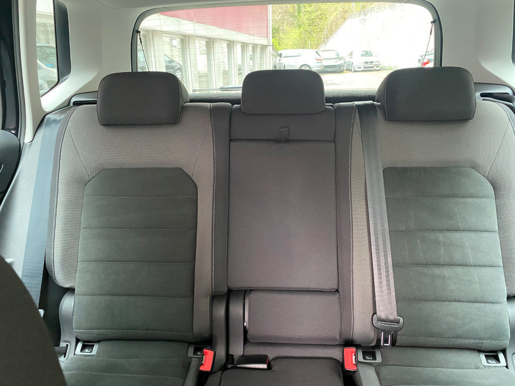 VW Golf VII Sportsvan 1.5 TSI 150 Highline DSG, Benzina, Occasioni / Usate, Automatico - 7