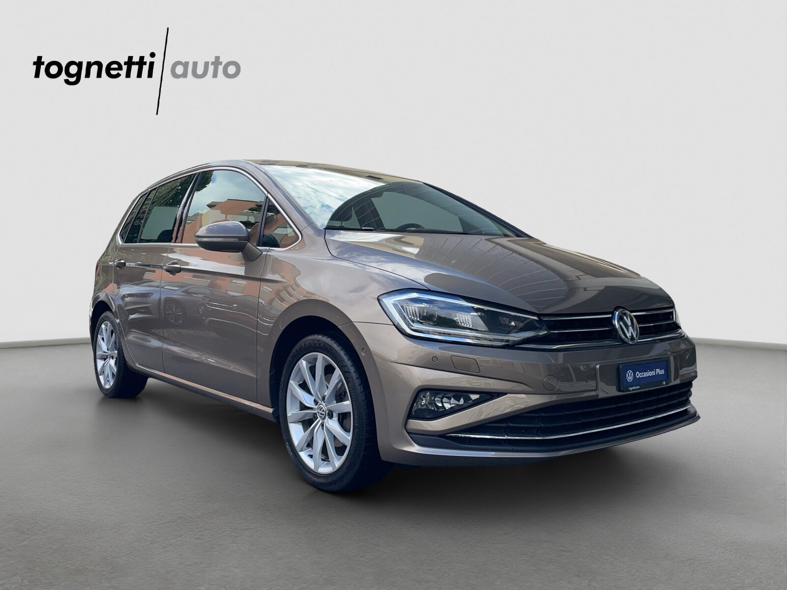 VW new Golf Sportsvan Highline, Benzin, Occasion / Gebraucht, Handschaltung - 2