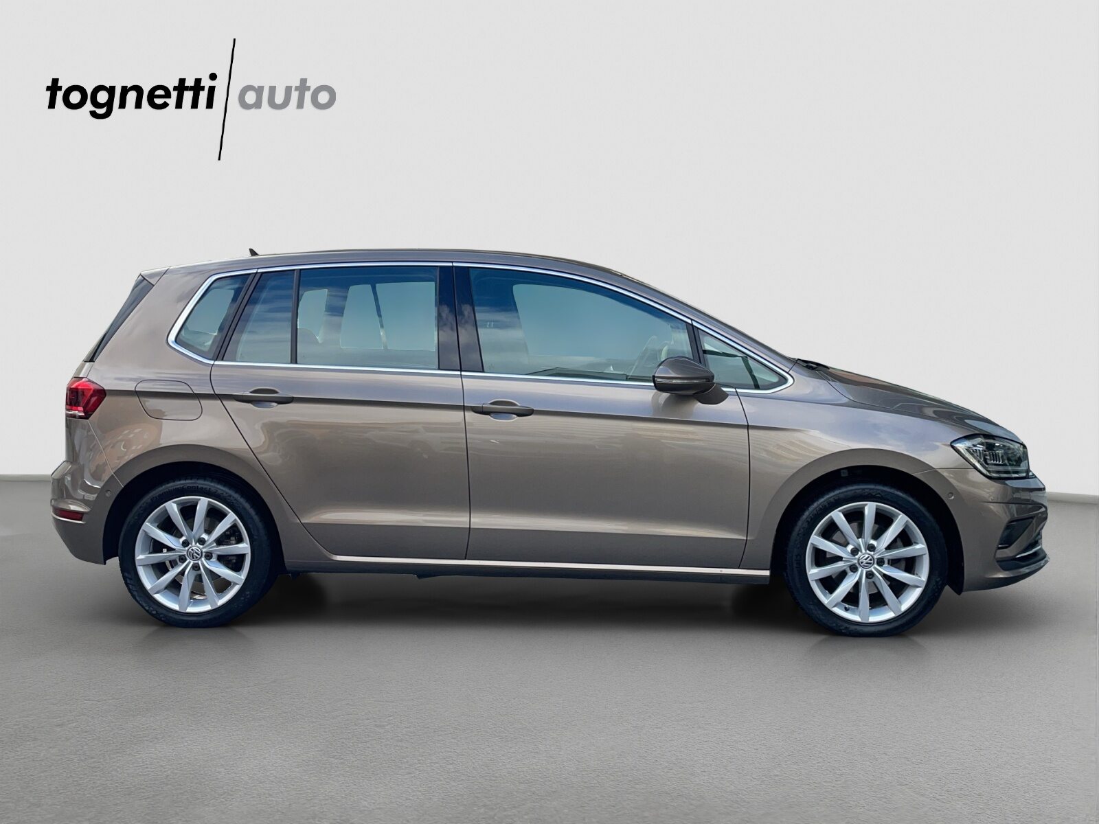 VW new Golf Sportsvan Highline, Benzin, Occasion / Gebraucht, Handschaltung - 3