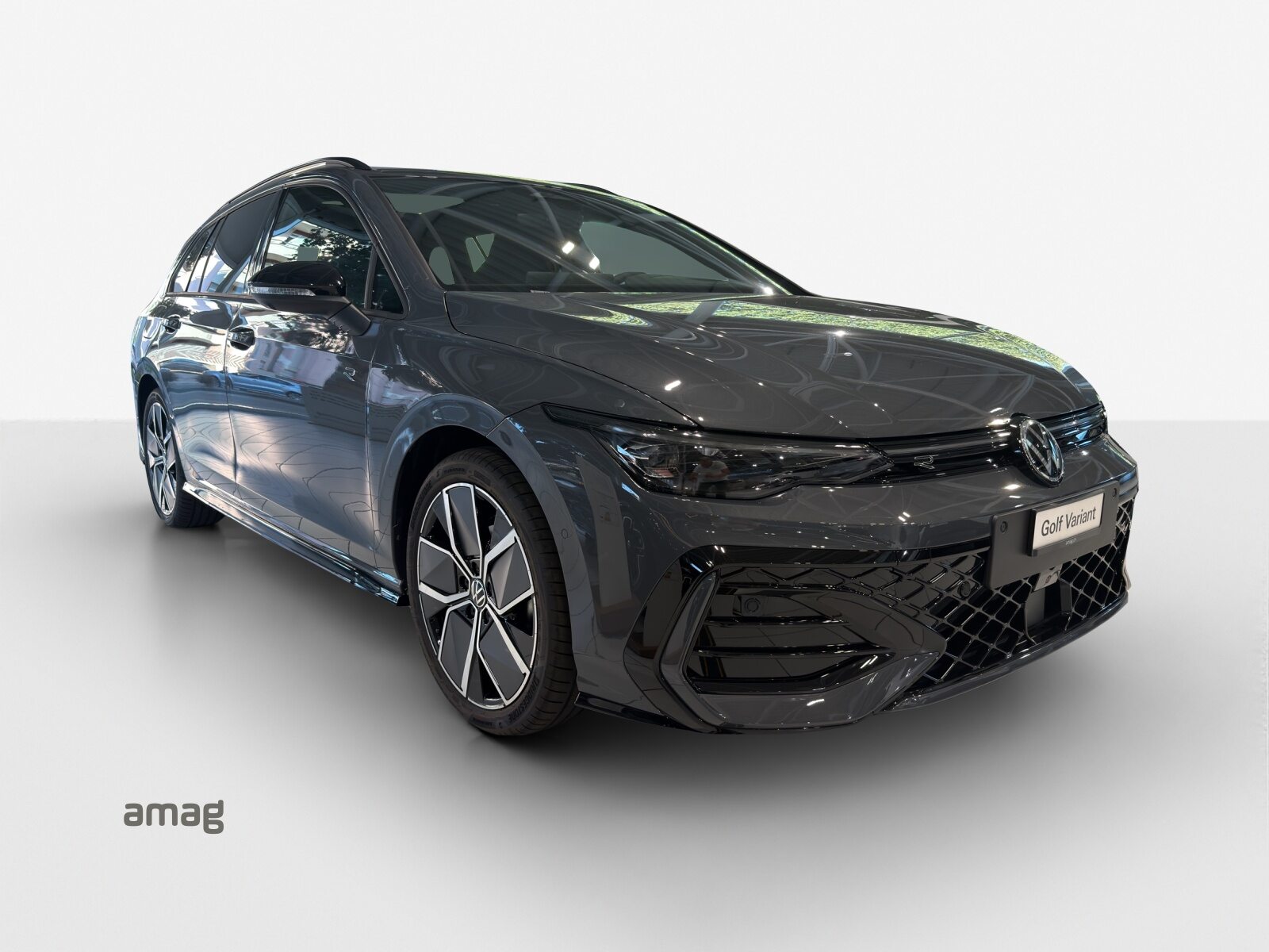 VW Golf Variant R-Line, Petrol, Pre-registered new car, Automatic - 6