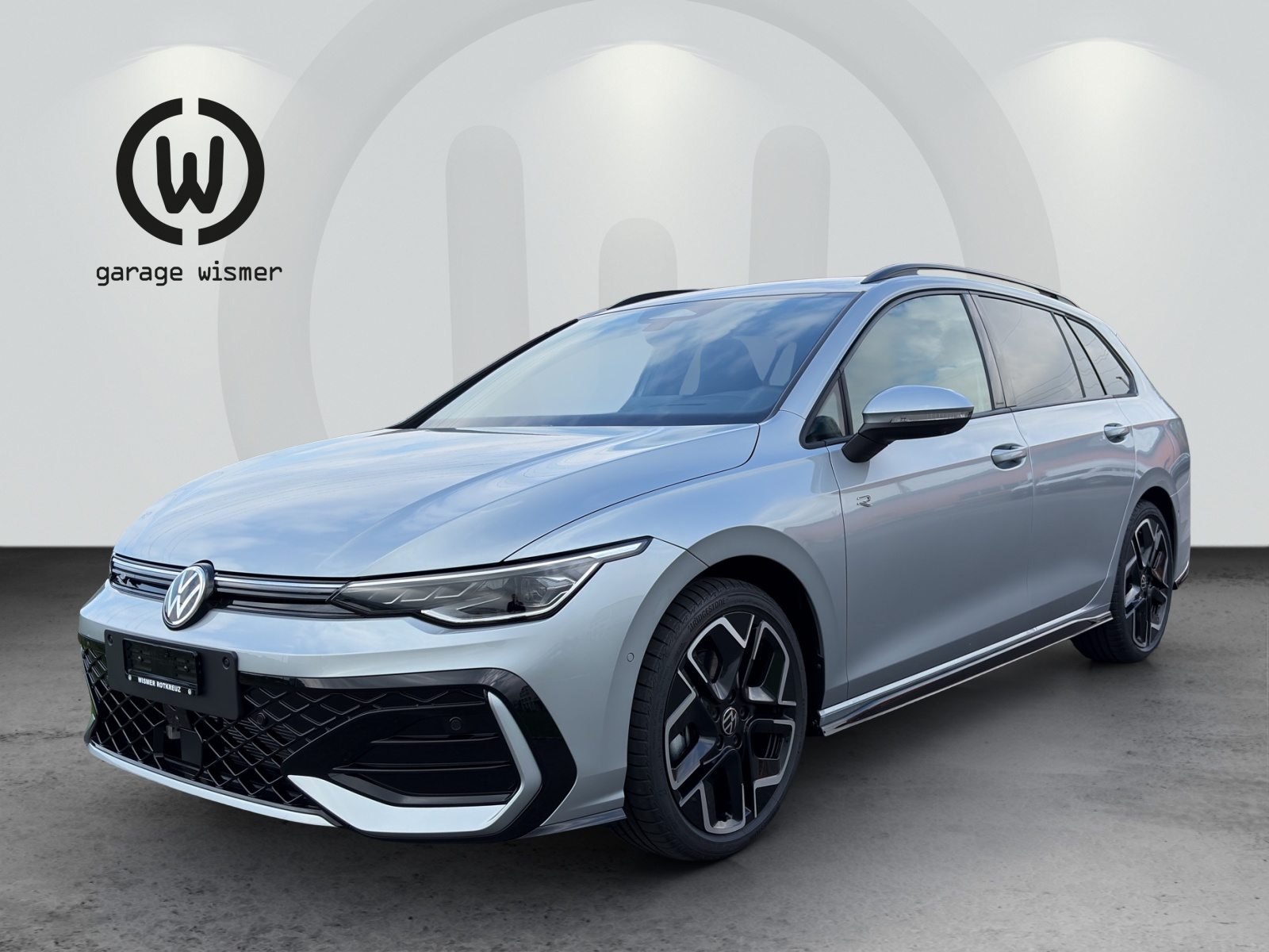 VW Golf Variant R-Line