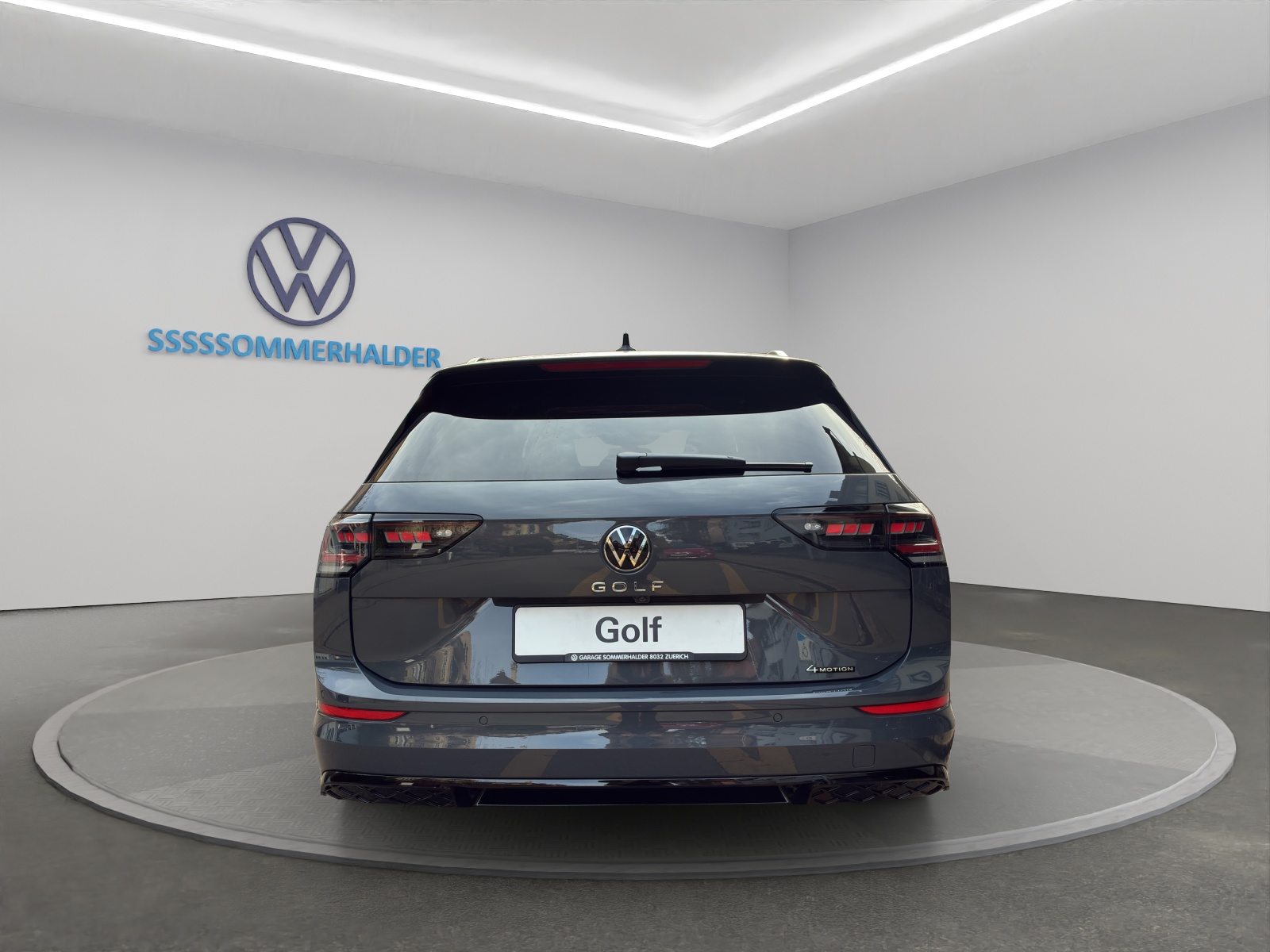 VW Golf Variant R-Line, Petrol, New car, Automatic - 4