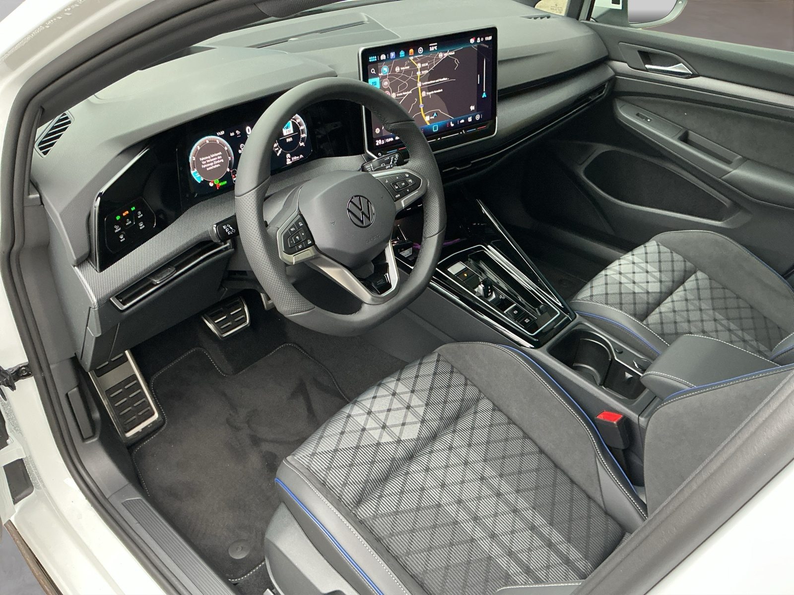 VW Golf Variant R-Line, Benzin, Neuwagen, Automat - 5