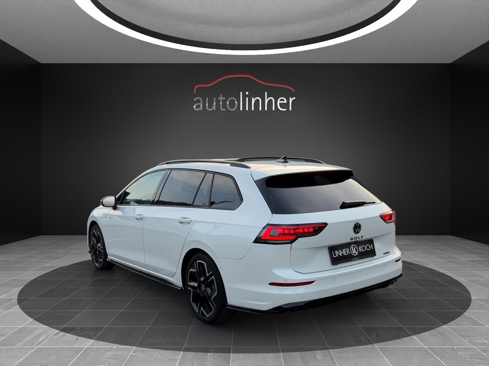 VW Golf Variant 2.0 TSI R-Line DSG 4 Motion, Essence, Voiture nouvelle, Automatique - 3