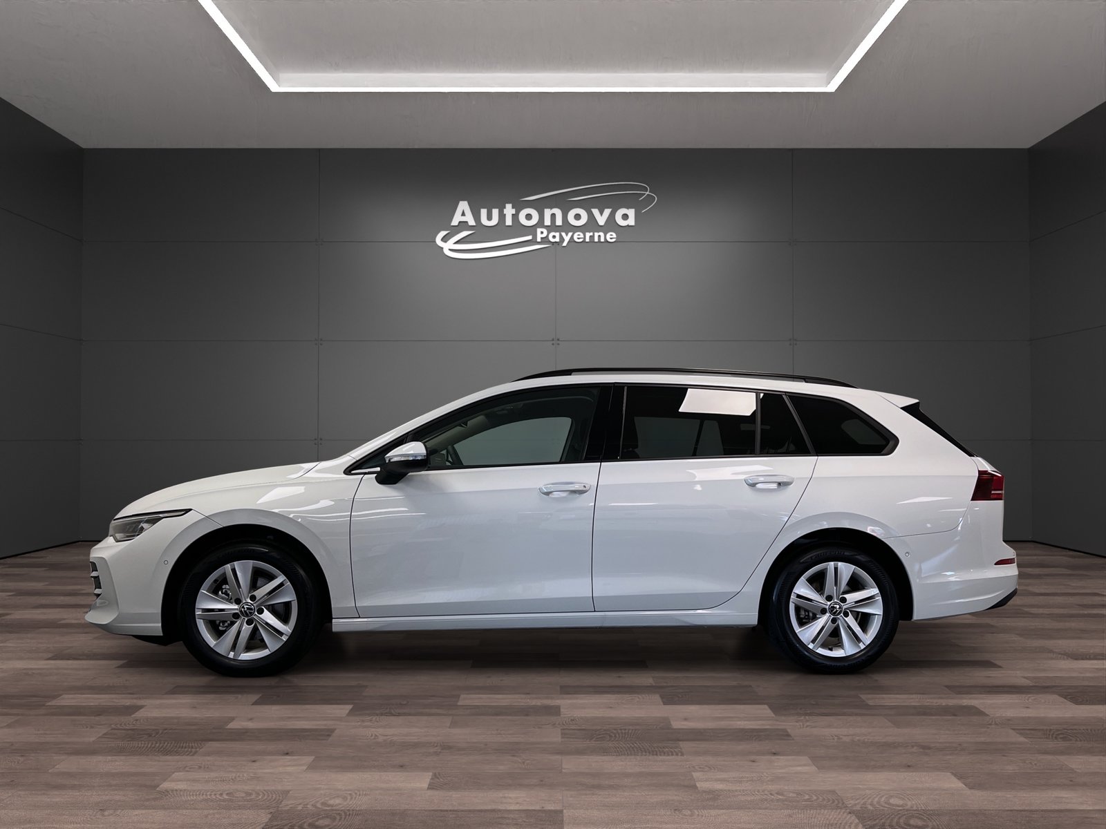 VW Golf Variant 1.5 eTSI mHEV Life, Mild-Hybrid Benzin/Elektro, Neuwagen, Automatik - 3