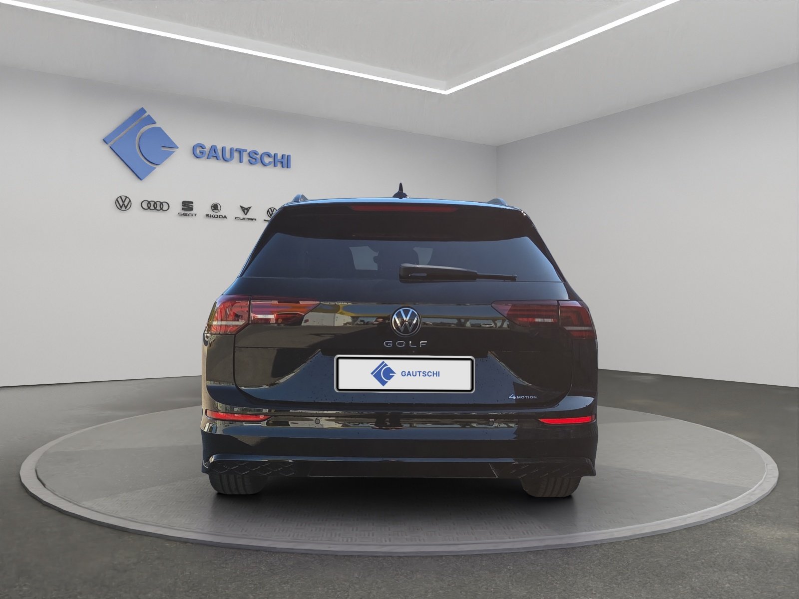 VW Golf Variant 2.0 TSI R-Line DSG 4 Motion, Petrol, New car, Automatic - 4