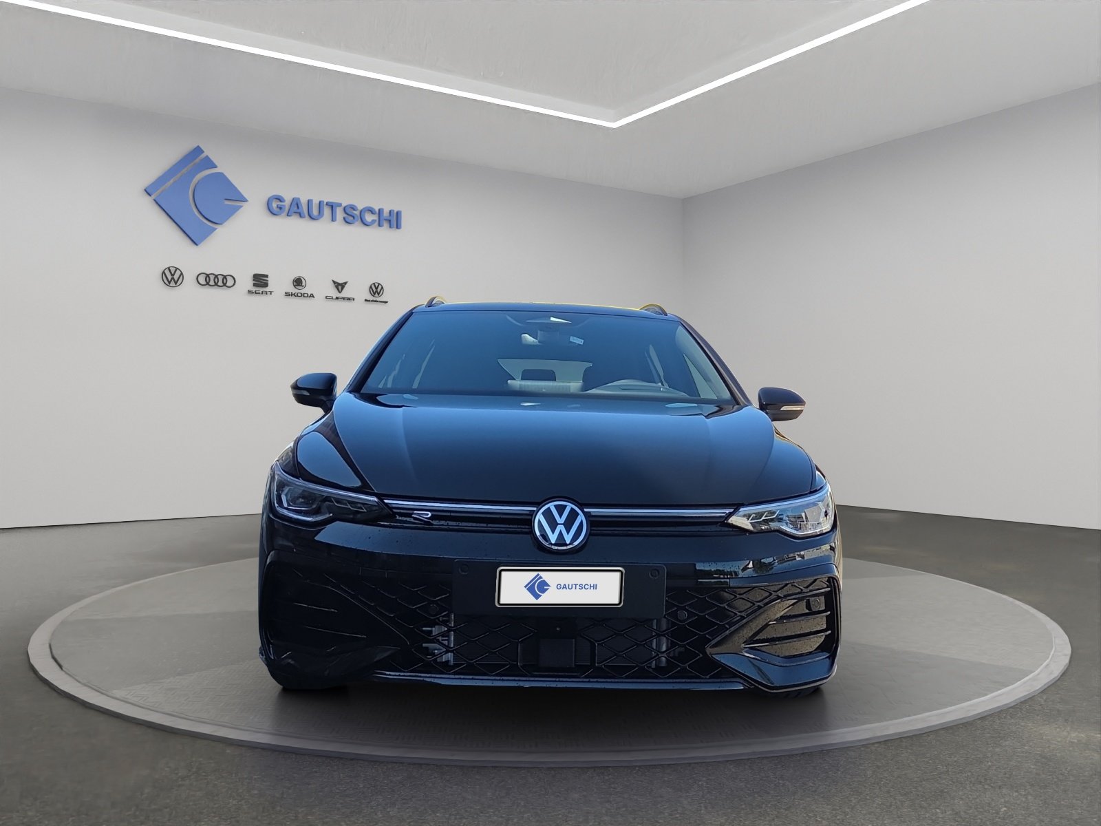VW Golf Variant 2.0 TSI R-Line DSG 4 Motion, Petrol, New car, Automatic - 5