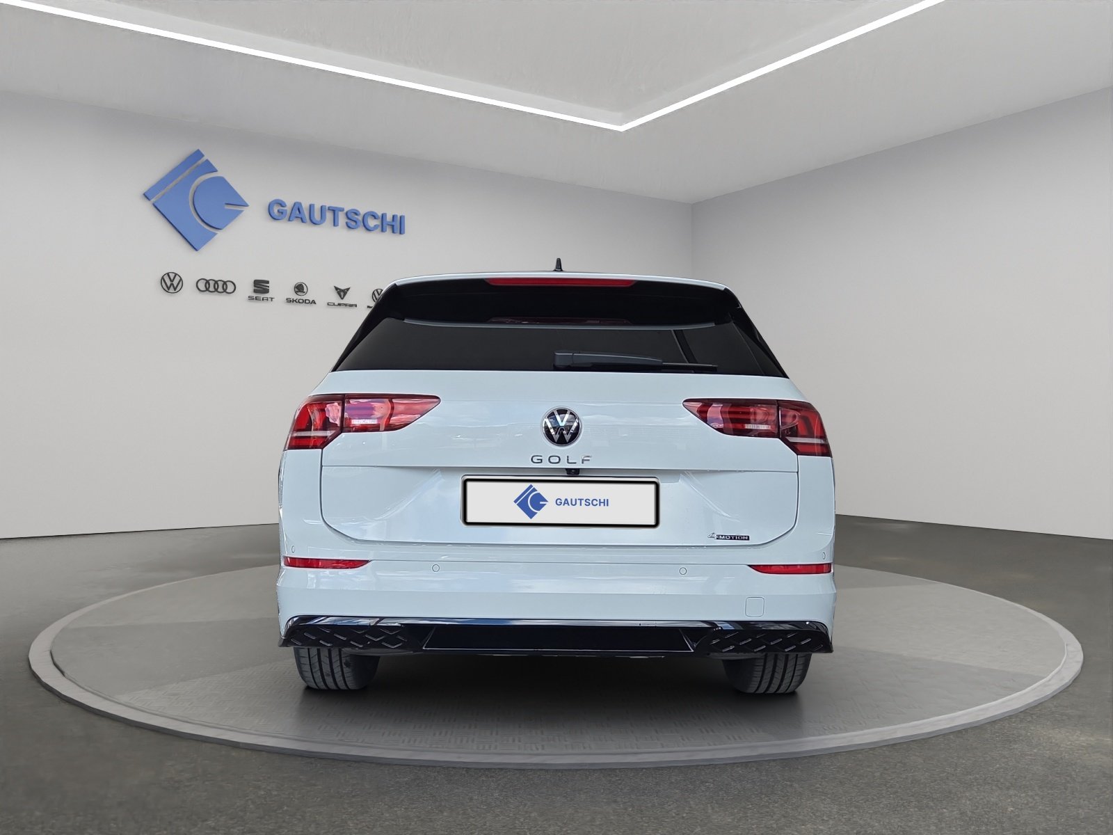 VW Golf Variant 2.0 TSI R-Line DSG 4 Motion, Petrol, New car, Automatic - 3