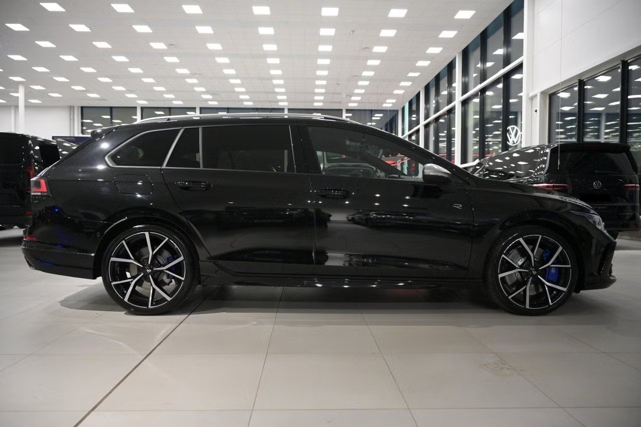 VW Golf Variant 2.0 TSI R DSG 4 Motion, Petrol, New car, Automatic - 6