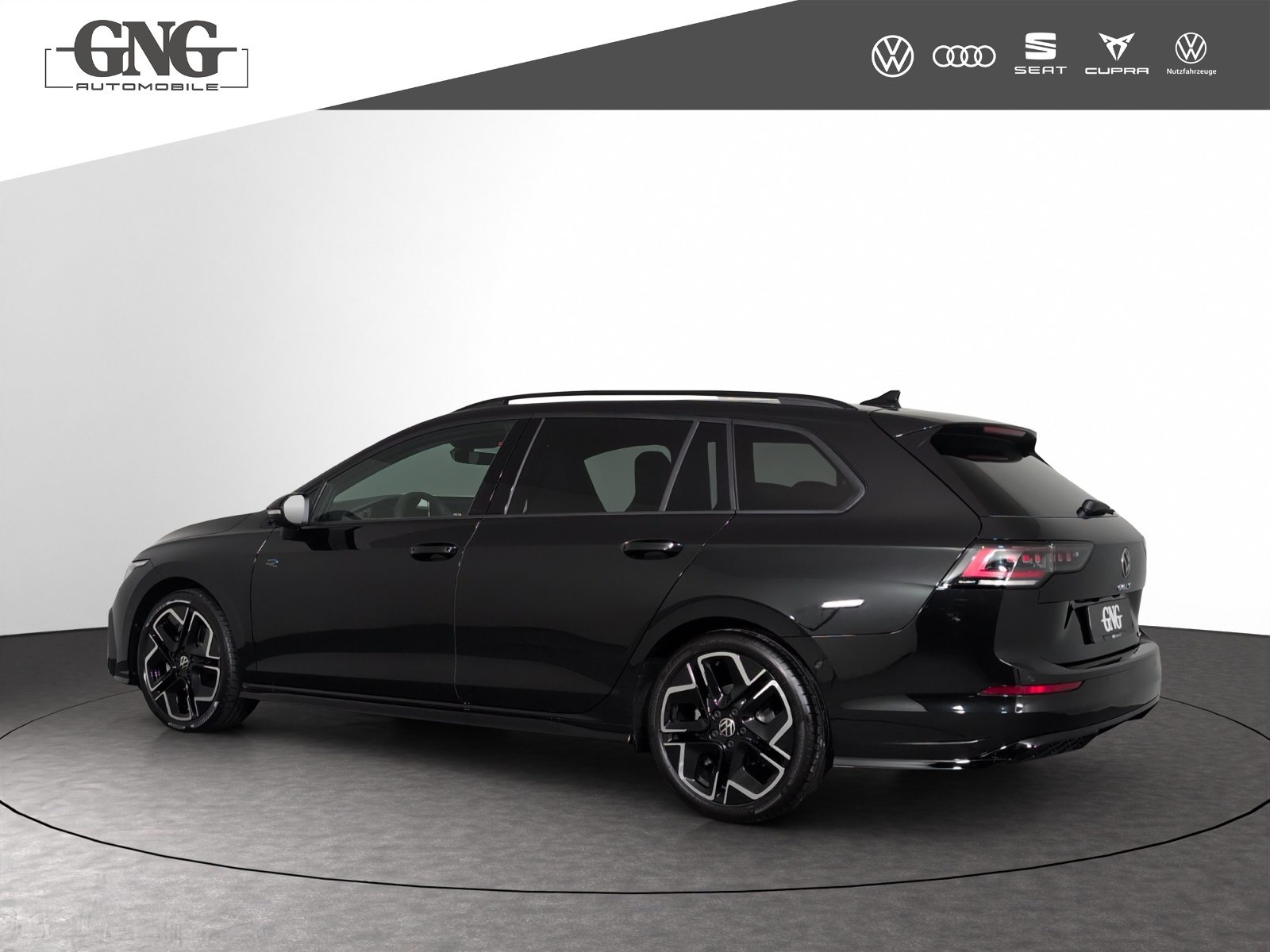 VW Golf Variant R-Line, Benzina, Auto nuove, Automatico - 2