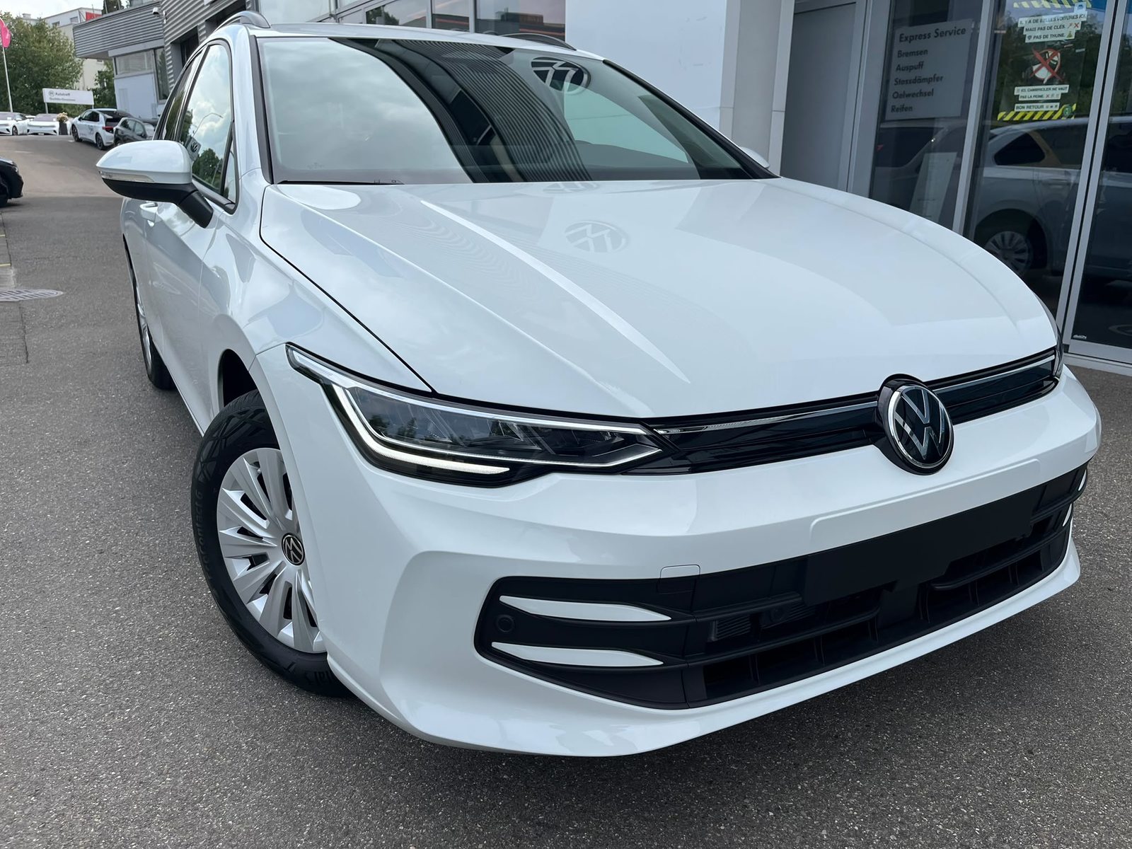 VW Golf Variant Basis, Benzin, Neuwagen, Automatik - 2