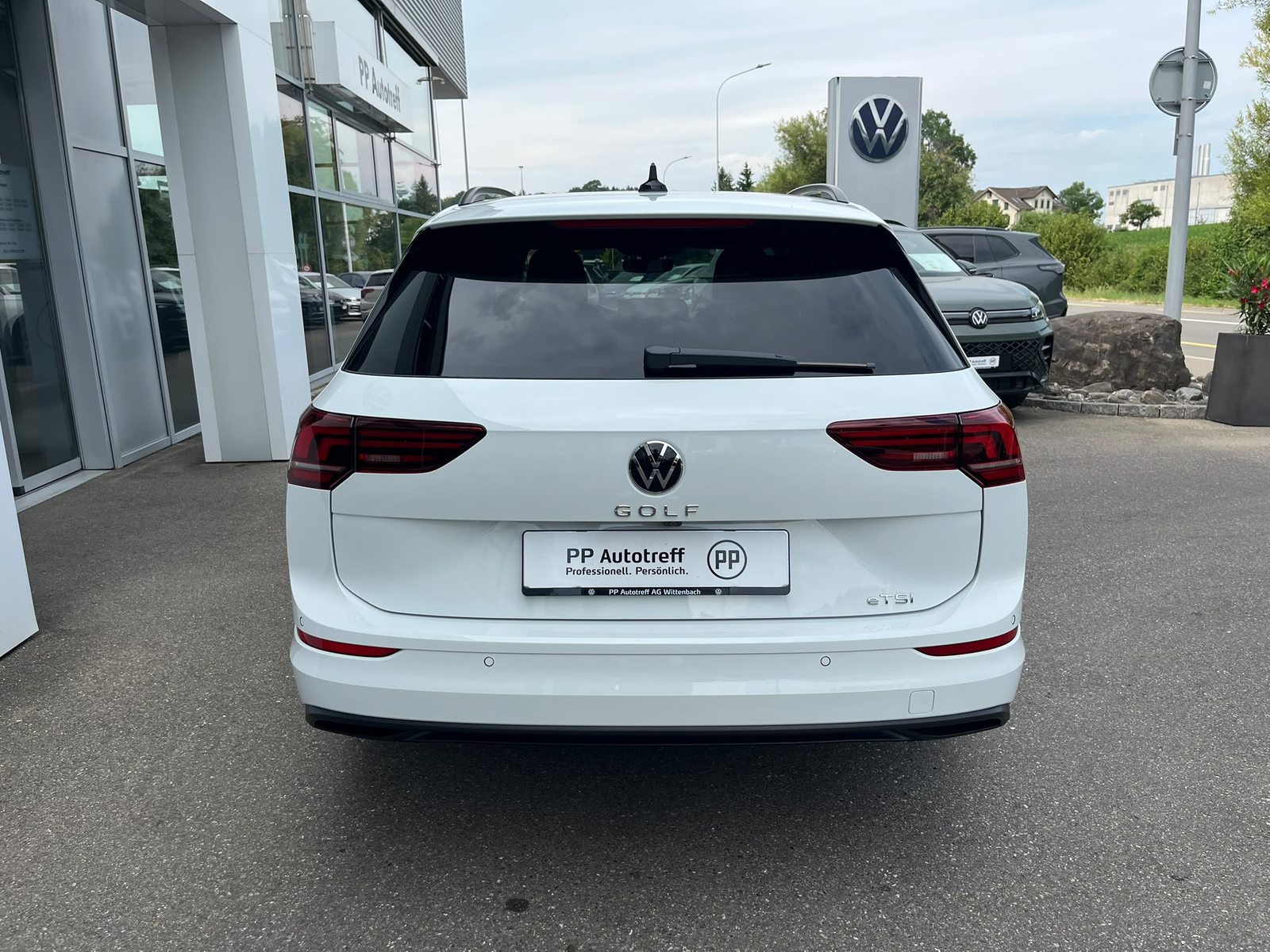 VW Golf Variant Basis, Benzin, Neuwagen, Automatik - 4