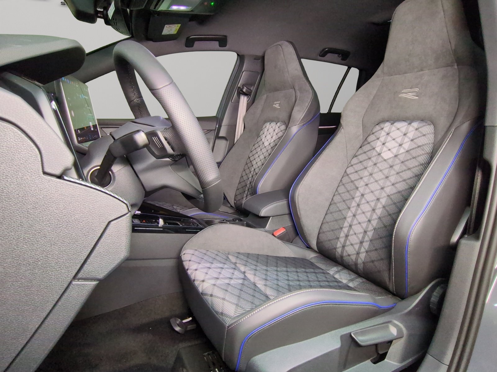 VW Golf Variant 1.5 eTSI mHEV R-Line DSG, Mild-Hybrid Benzin/Elektro, Neuwagen, Automatik - 6