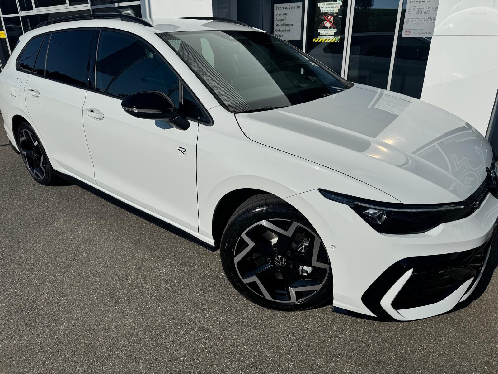 VW Golf Variant R-Line, Benzina, Auto nuove, Automatico - 2