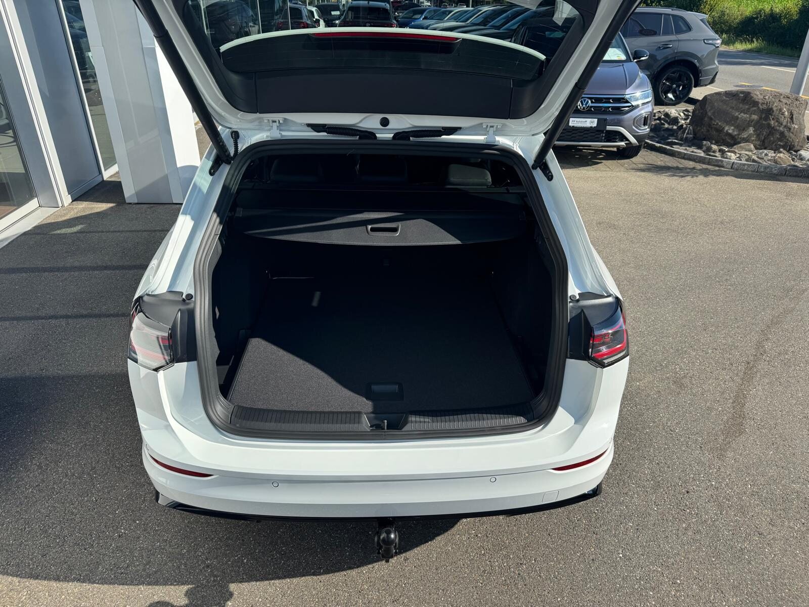VW Golf Variant R-Line, Benzina, Auto nuove, Automatico - 5