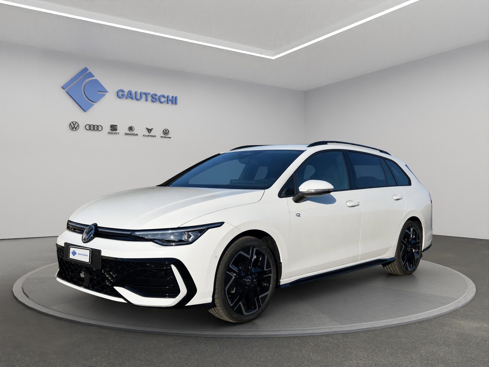 VW Golf Variant R-Line