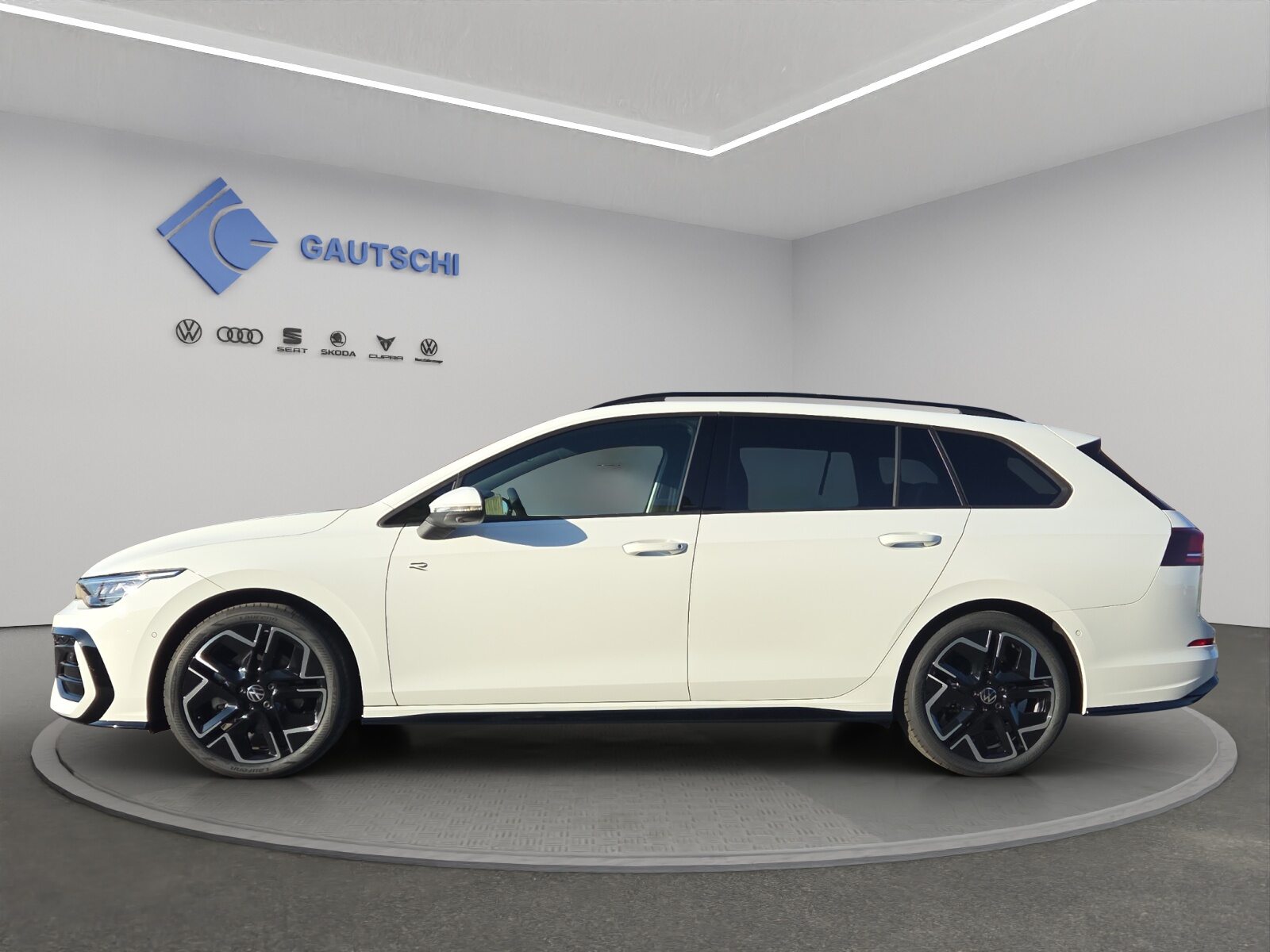 VW Golf Variant R-Line, Essence, Voiture nouvelle, Automatique - 2