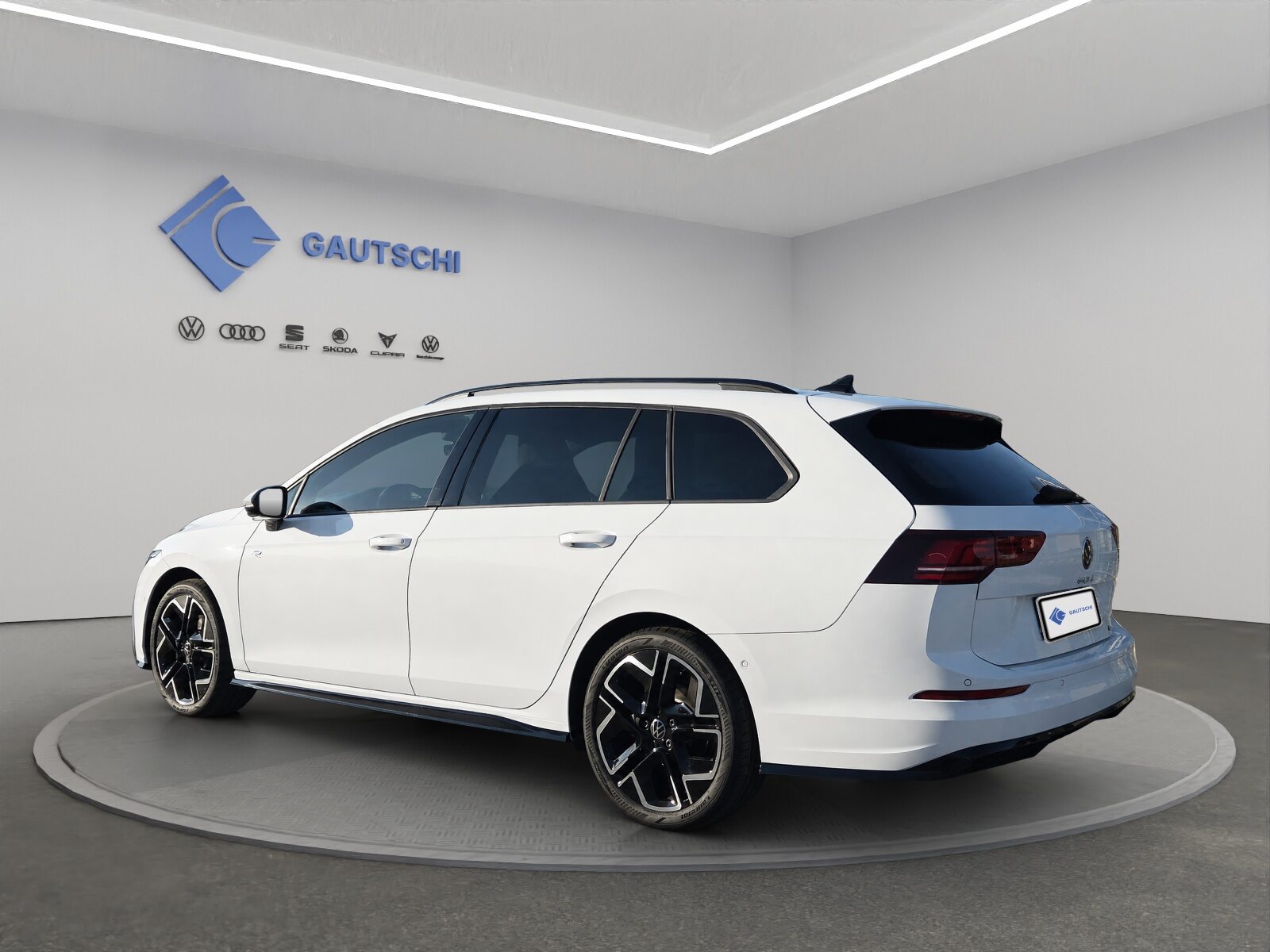 VW Golf Variant R-Line, Essence, Voiture nouvelle, Automatique - 3