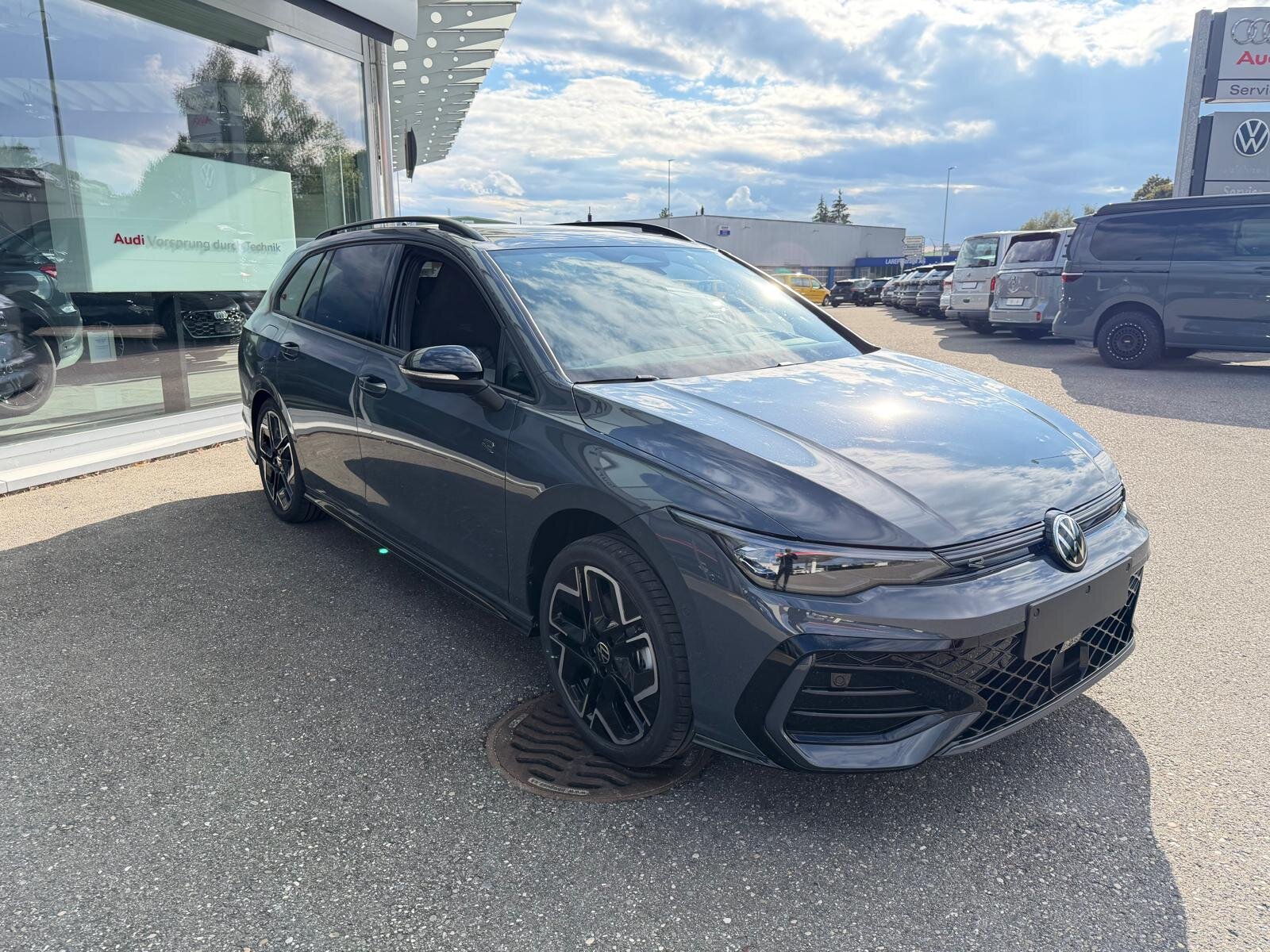 VW Golf Variant 2.0 TSI R-Line DSG 4 Motion, Benzin, Neuwagen, Automatik - 7