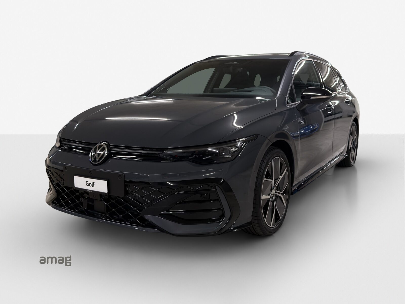VW Golf Variant R-Line