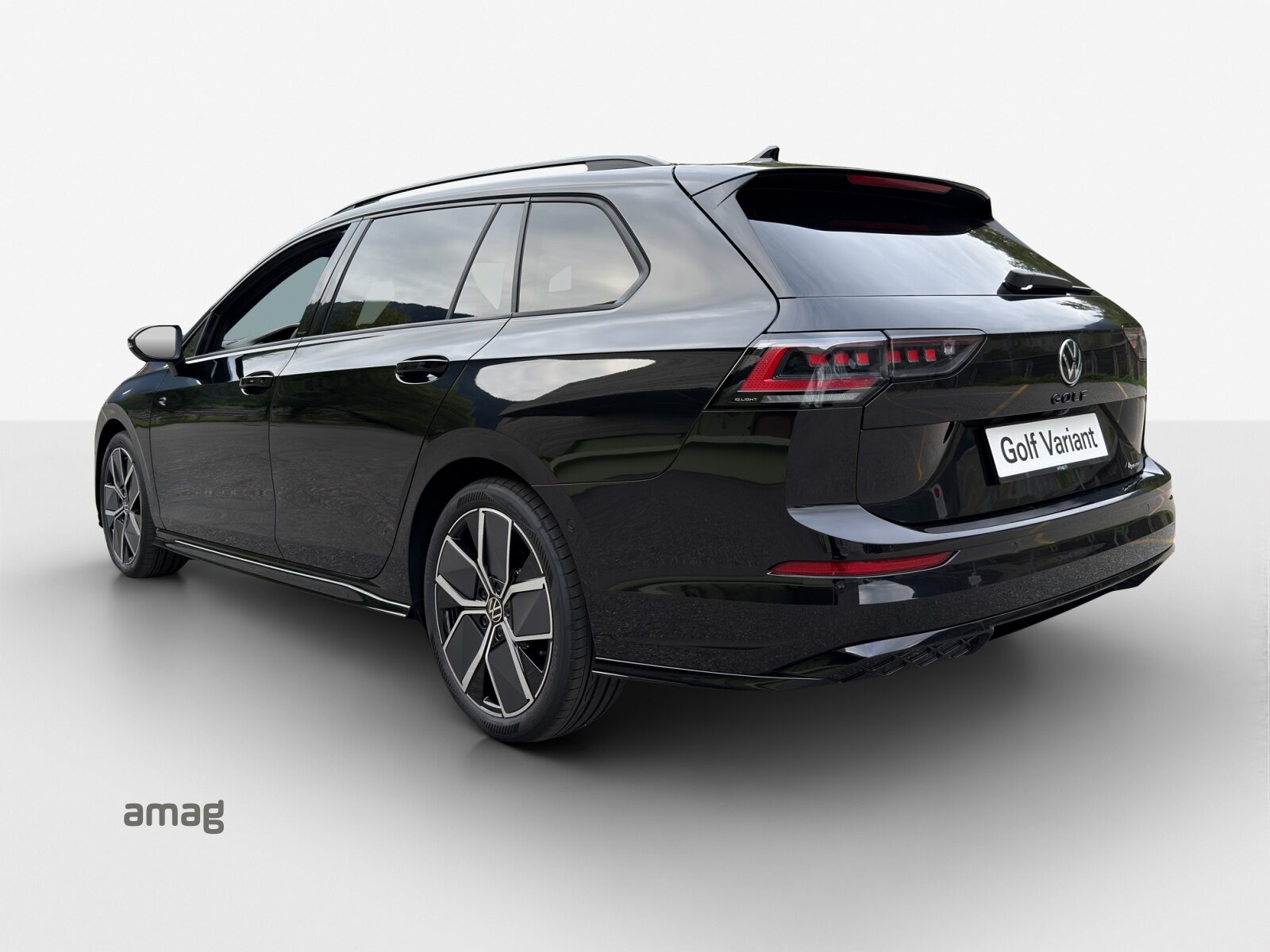 VW Golf Variant R-Line, Benzin, Neuwagen, Automatik - 3
