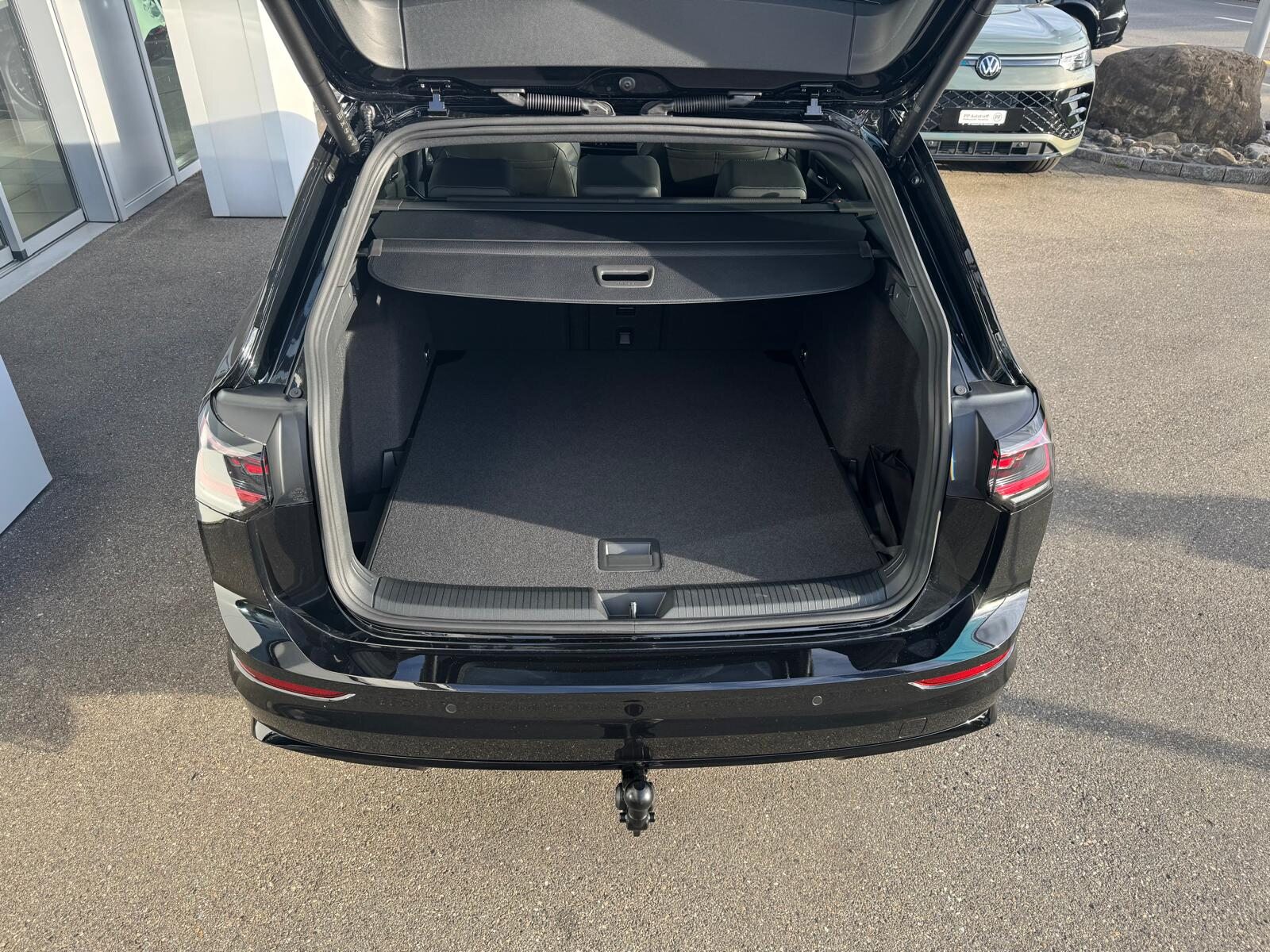 VW Golf Variant R-Line, Essence, Voiture nouvelle, Automatique - 5