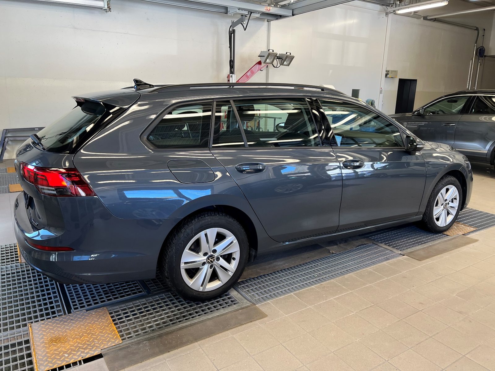 VW Golf Variant Life, Diesel, Occasion / Utilisé, Automatique - 5
