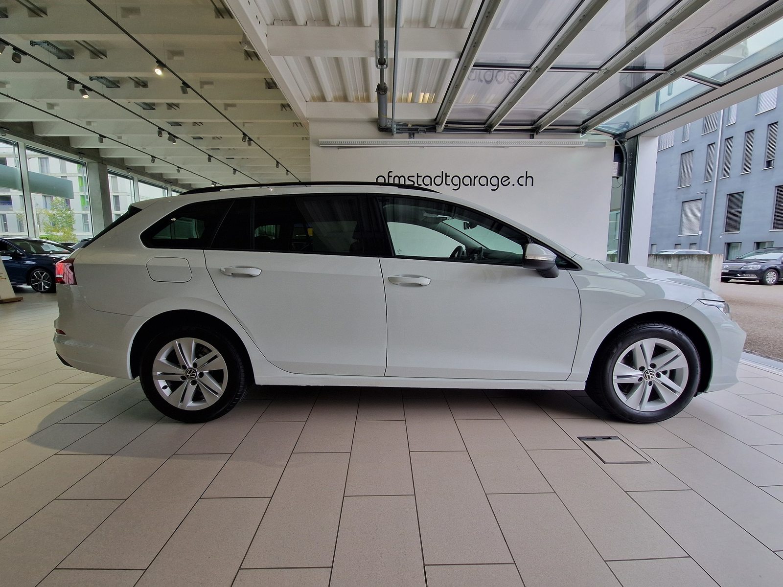 VW Golf Variant Life, Benzina, Occasioni / Usate, Automatico - 2