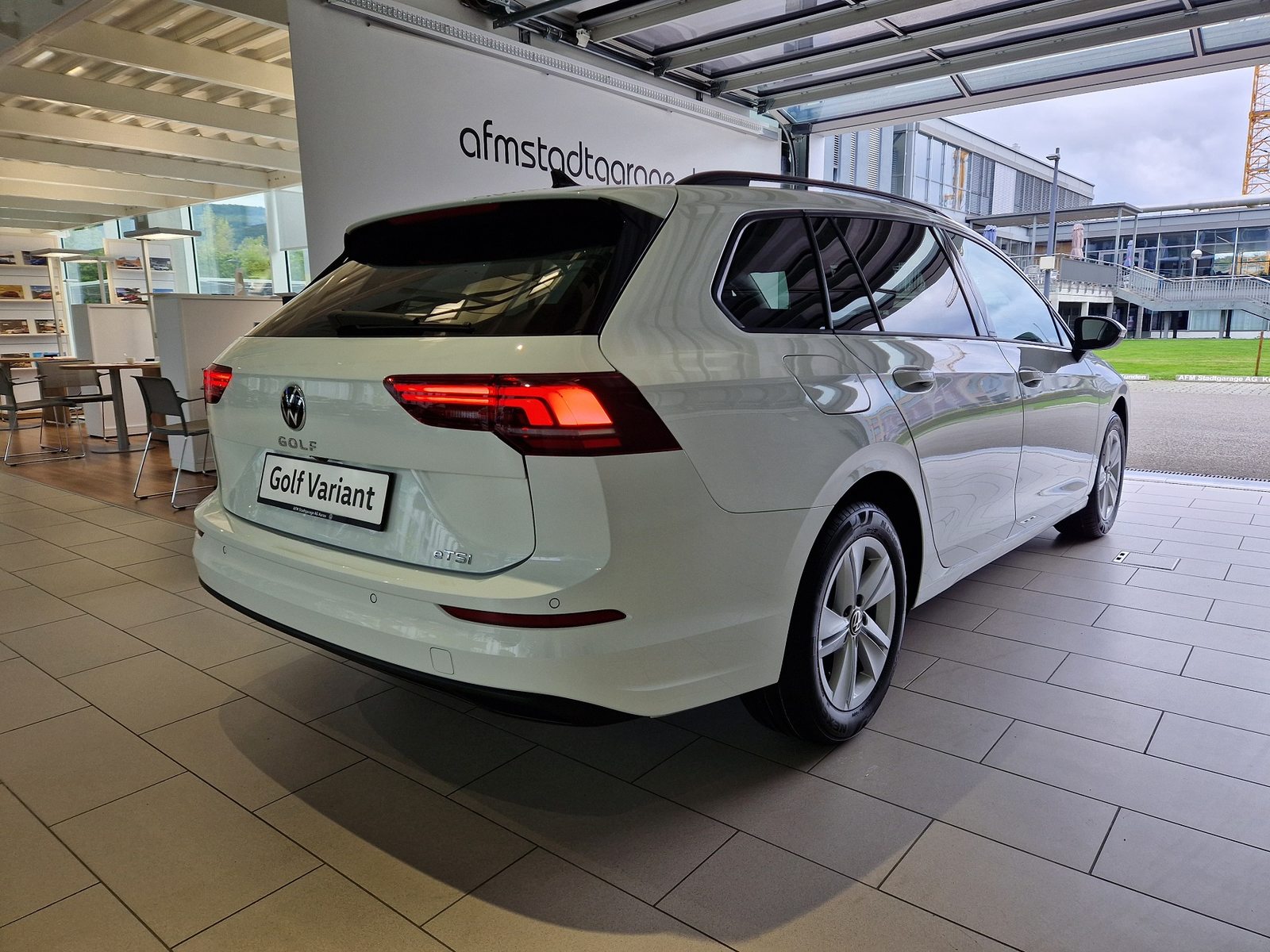 VW Golf Variant Life, Benzina, Occasioni / Usate, Automatico - 3