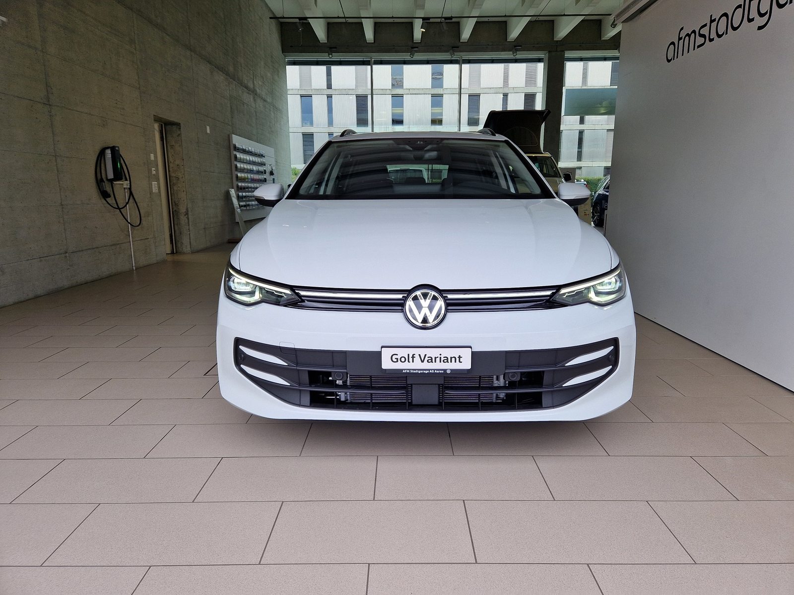 VW Golf Variant Life, Benzina, Occasioni / Usate, Automatico - 4