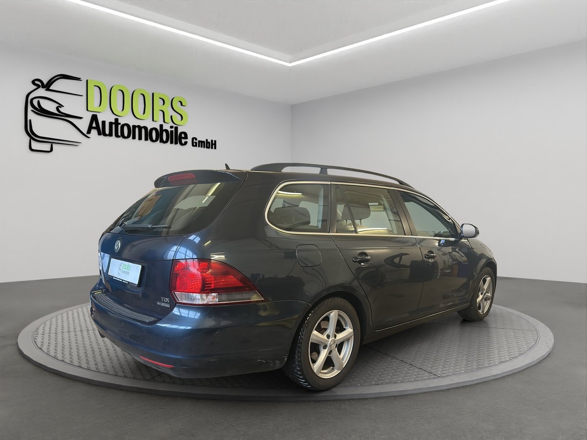 VW Golf Variant 1.6 TDI Team 4Motion, Diesel, Second hand / Used, Manual - 4