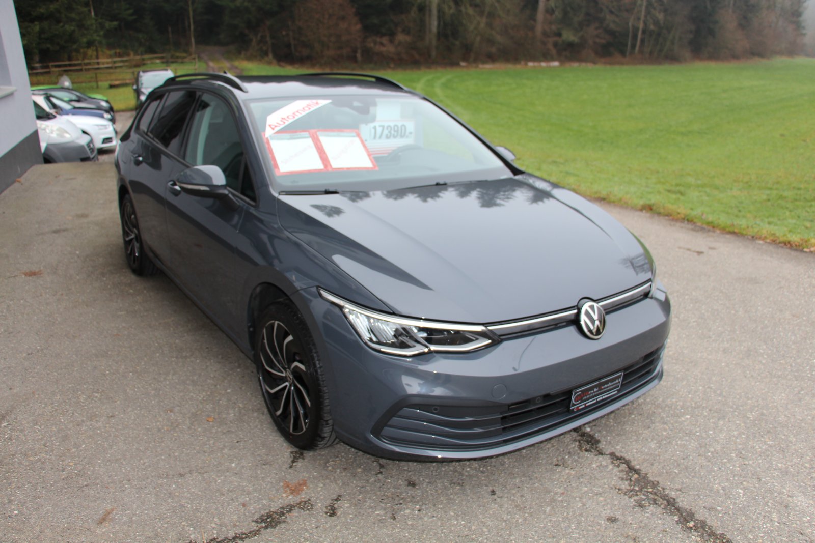 VW Golf Variant 1.0 eTSI mHEV Life DSG, Mild-Hybrid Petrol/Electric, Second hand / Used, Automatic - 3