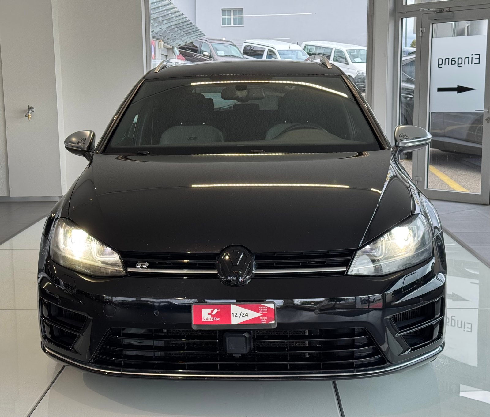 VW Golf Variant 2.0 TSI R 4 Motion DSG, Petrol, Second hand / Used, Automatic - 5