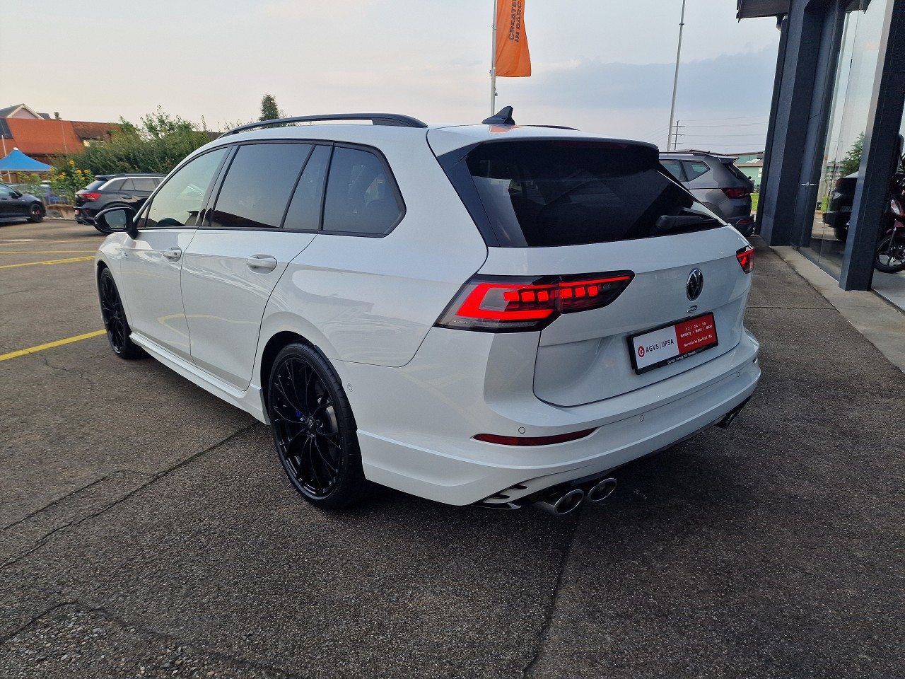 VW Golf Variant PA R, Petrol, Second hand / Used, Automatic - 4