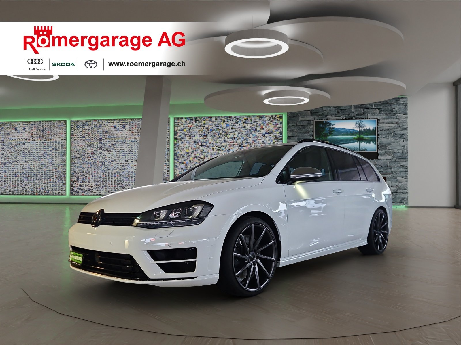VW Golf Variant 2.0 TSI R 4 Motion DSG