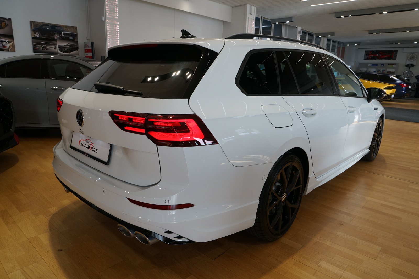 VW Golf Variant 2.0 TSI R DSG 4Motion R-Performancepaket 270, Benzina, Occasioni / Usate, Automatico - 7