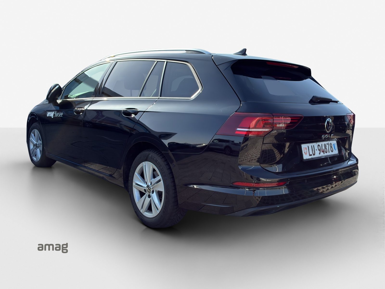VW Golf Variant Life, Diesel, Second hand / Used, Automatic - 3