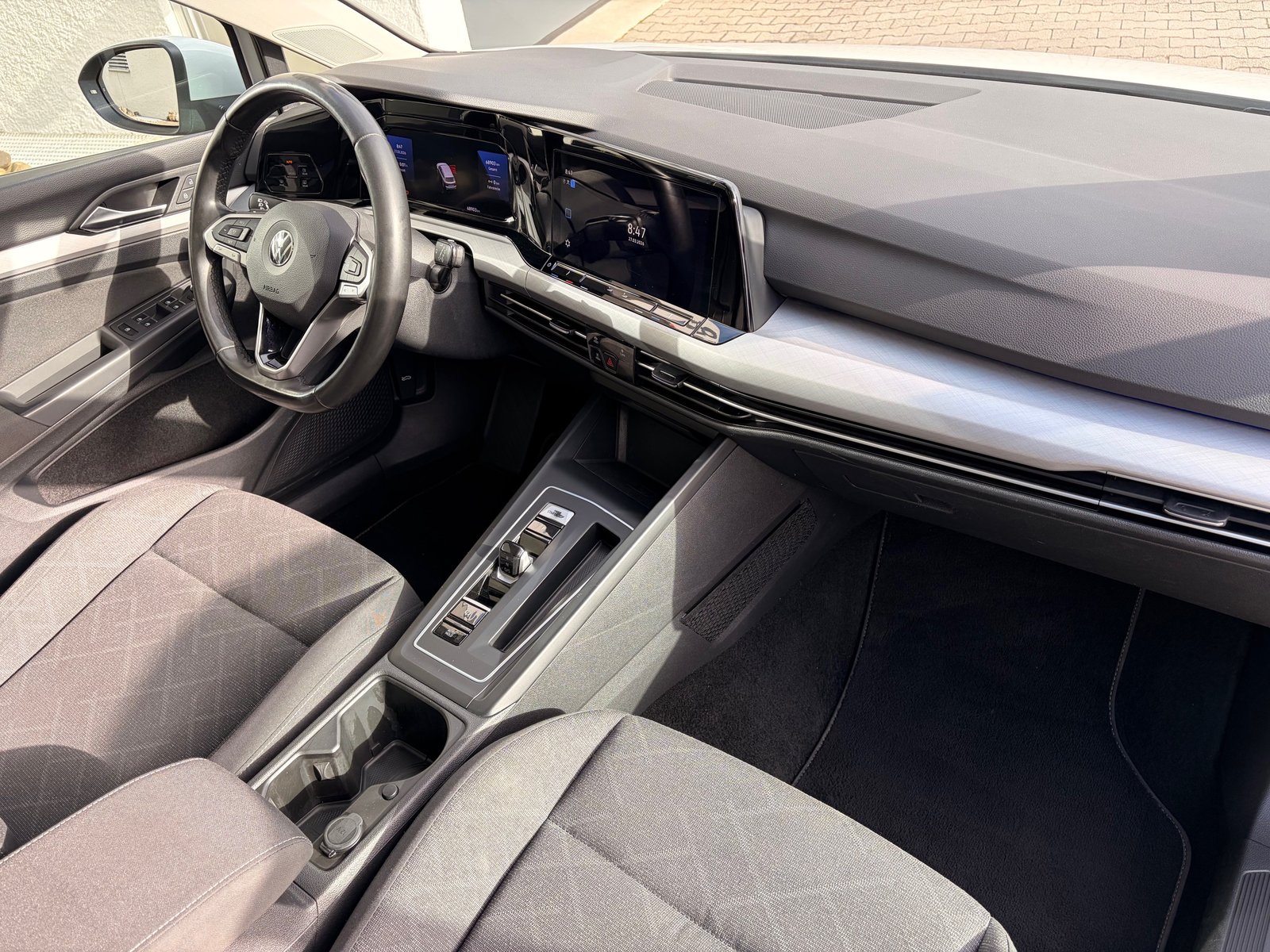 VW Golf Variant 2.0 TDI Life DSG, Diesel, Second hand / Used, Automatic - 4