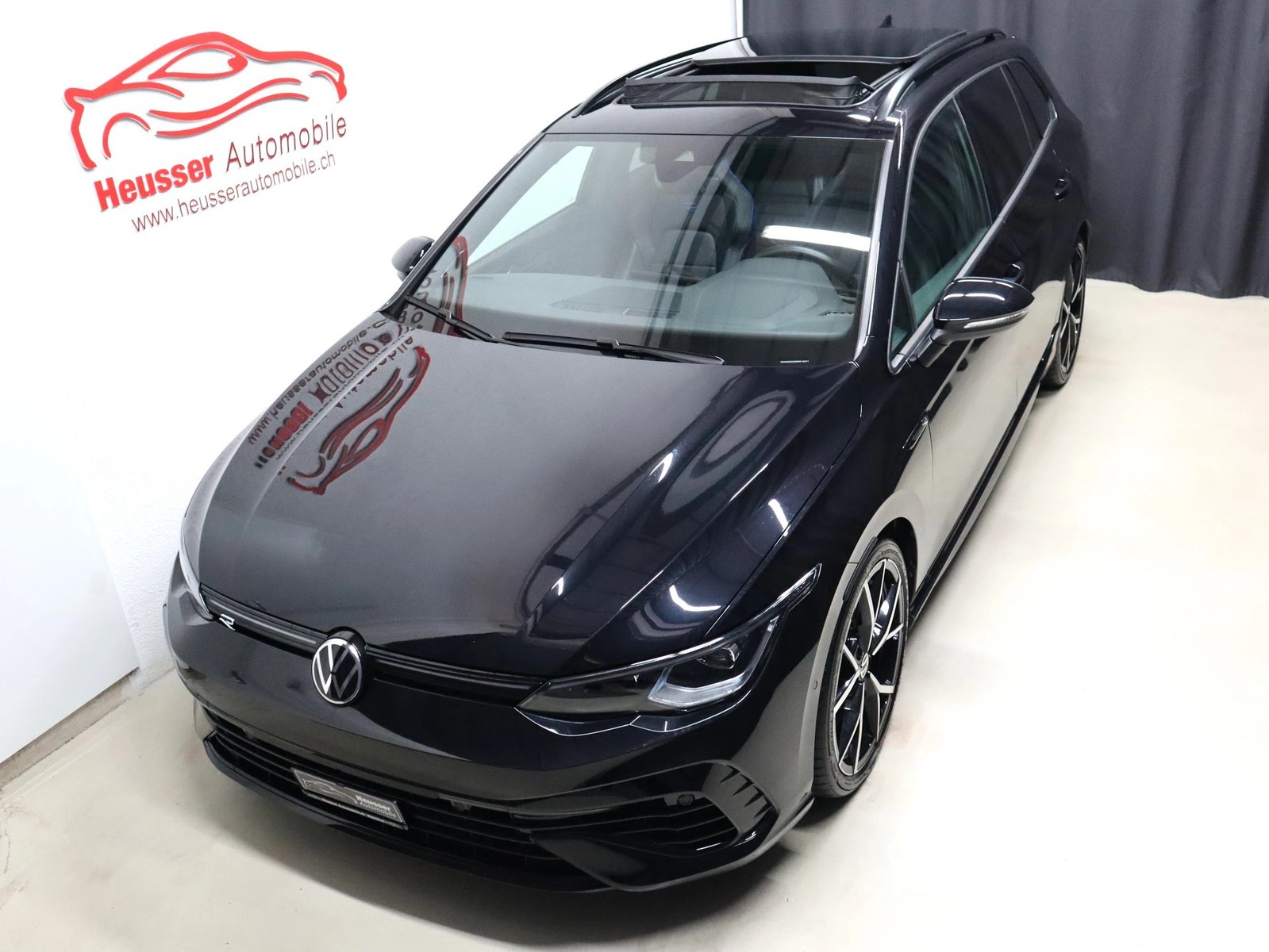 VW Golf Variant 2.0 TSI R DSG 4Motion - Black Style - Panora, Petrol, Second hand / Used, Automatic - 3
