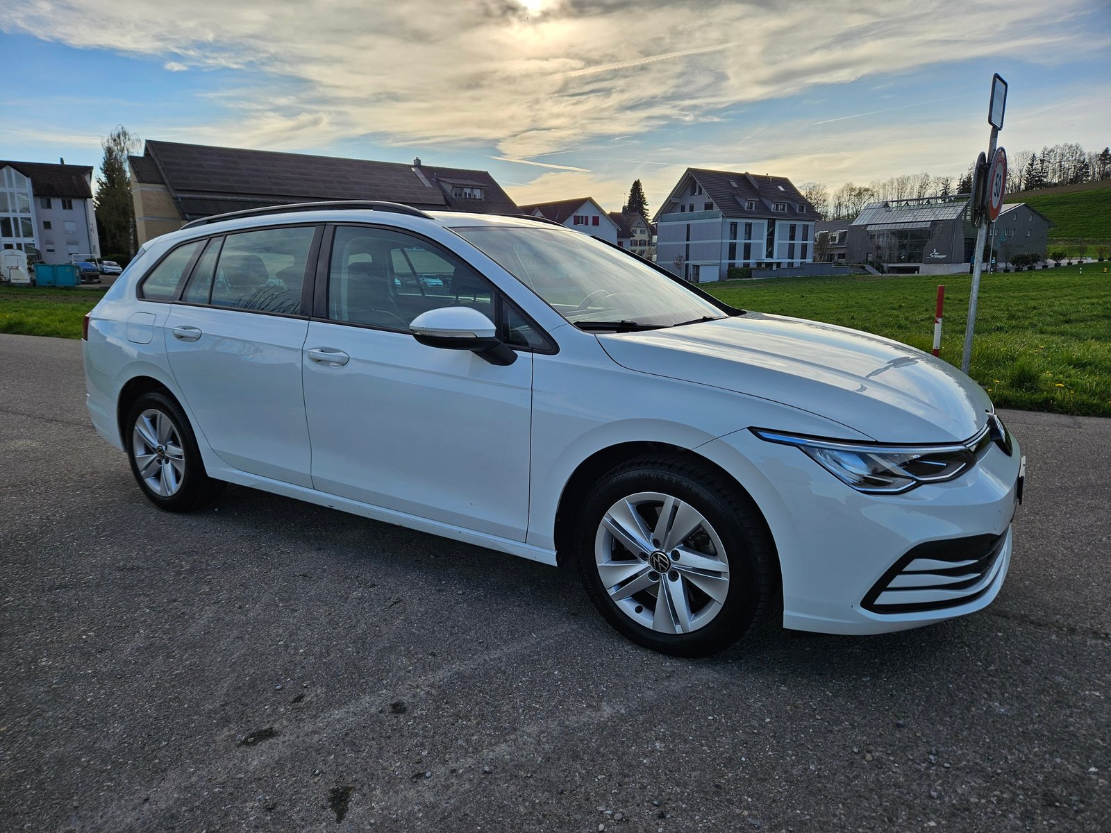 VW Golf Variant 2.0 TDI Life DSG, Diesel, Occasioni / Usate, Automatico - 4
