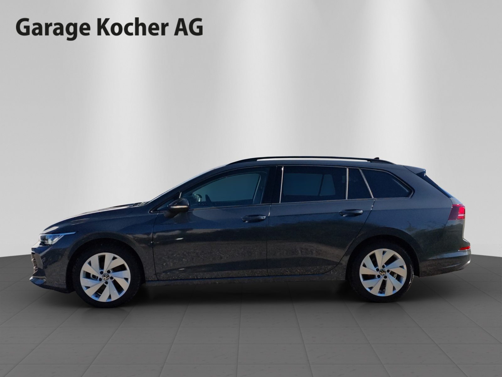 VW Golf Variant PA Life, Petrol, Second hand / Used, Automatic - 3